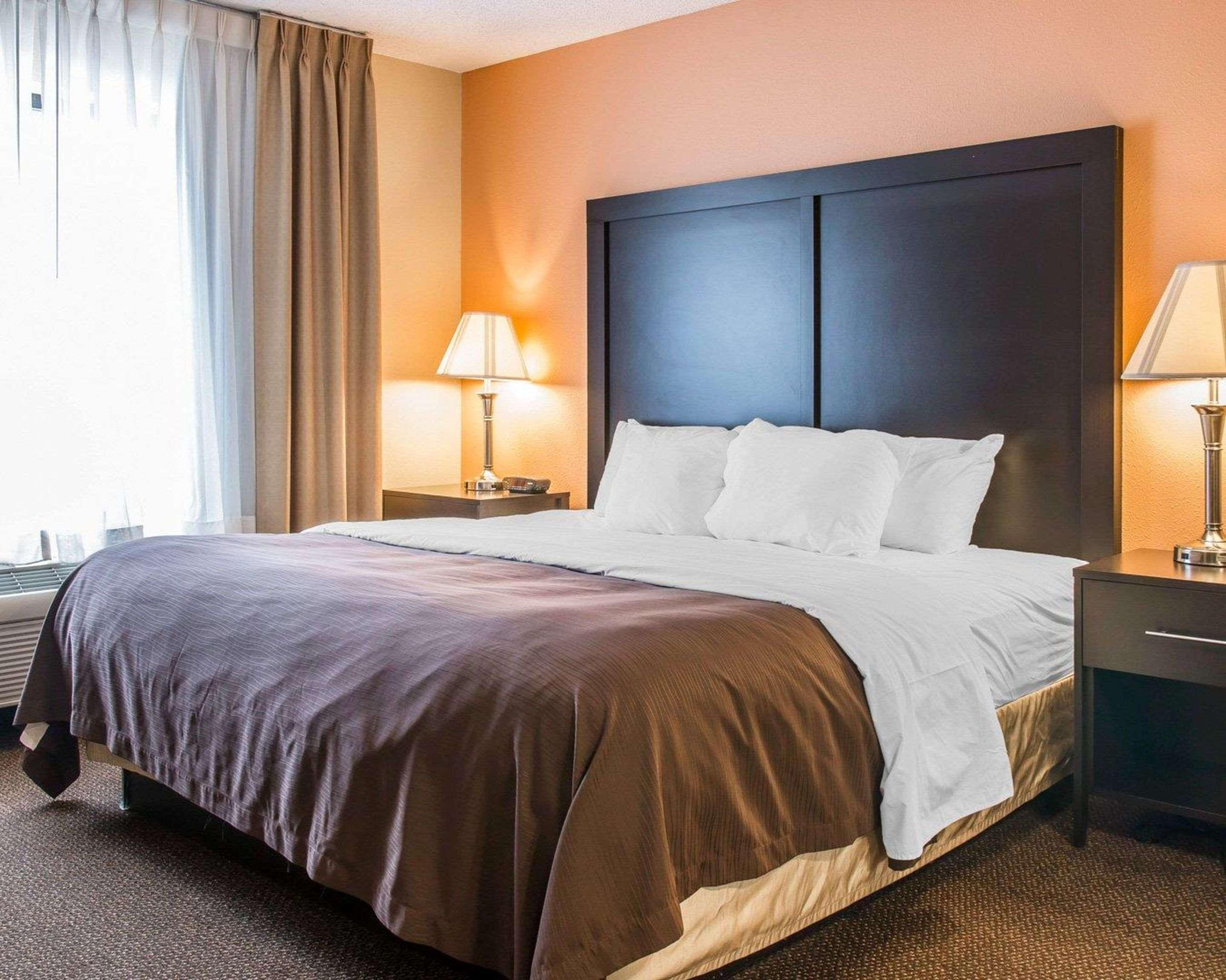 Quality Inn&Suites- Niles Extérieur photo
